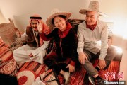 锡林郭勒盟中东地区忙揽中国出境游客